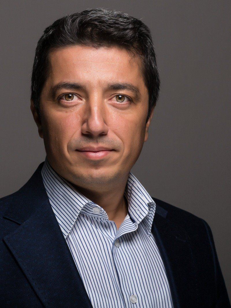 Op. Dr. Yaşar Okan Akın